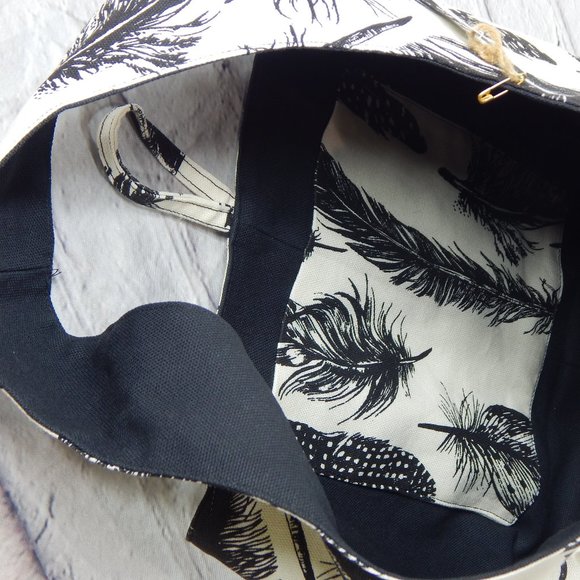 Beautiful Handmade Hobo Bag - Picture 11 of 11